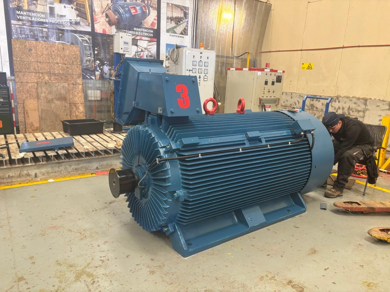 Motor eléctrico reparado y terminado en taller REIMAQ
